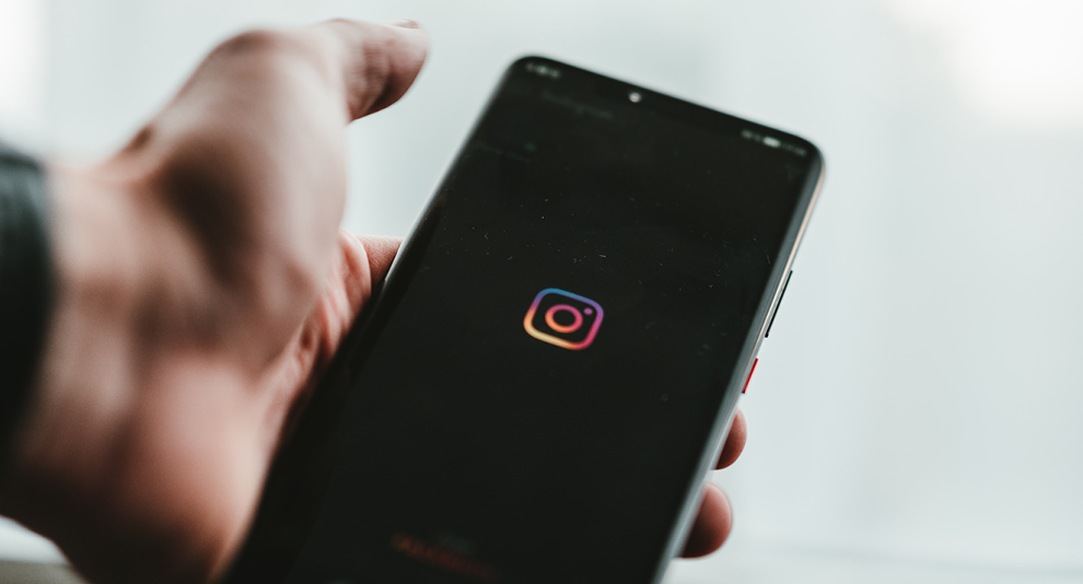 Why Everyone Is Throwing Shade at the June 2022 Instagram Update